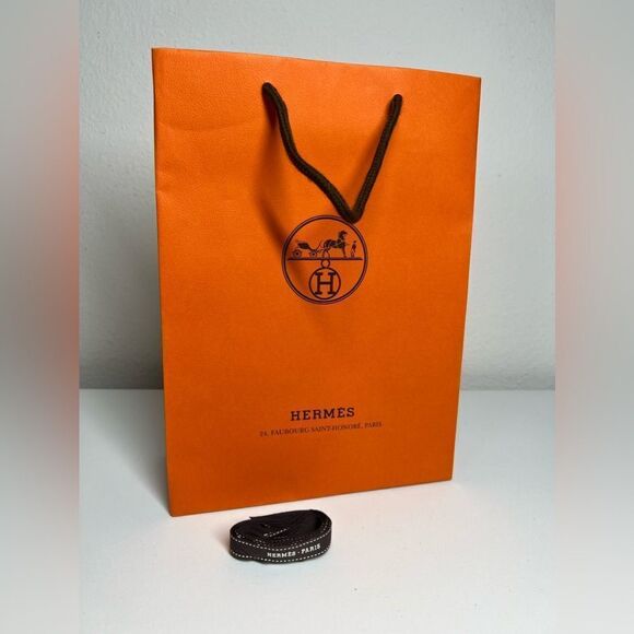 Authentic Hermes Empty Orange Shopping Gif Bag 11” x 8” x 3” - Picture 7 of 9